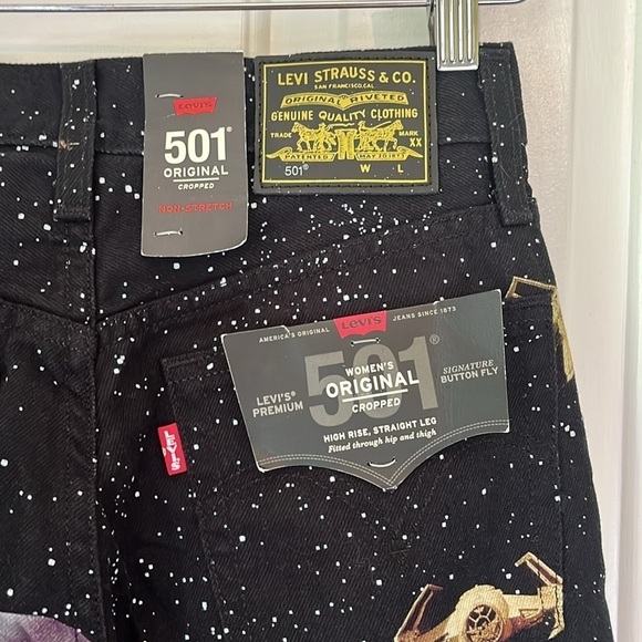 NWT Levi's X Star Wars | 501 Original Cropped Jeans Galaxy All Over 25X26/Sz 2 - Picture 8 of 16